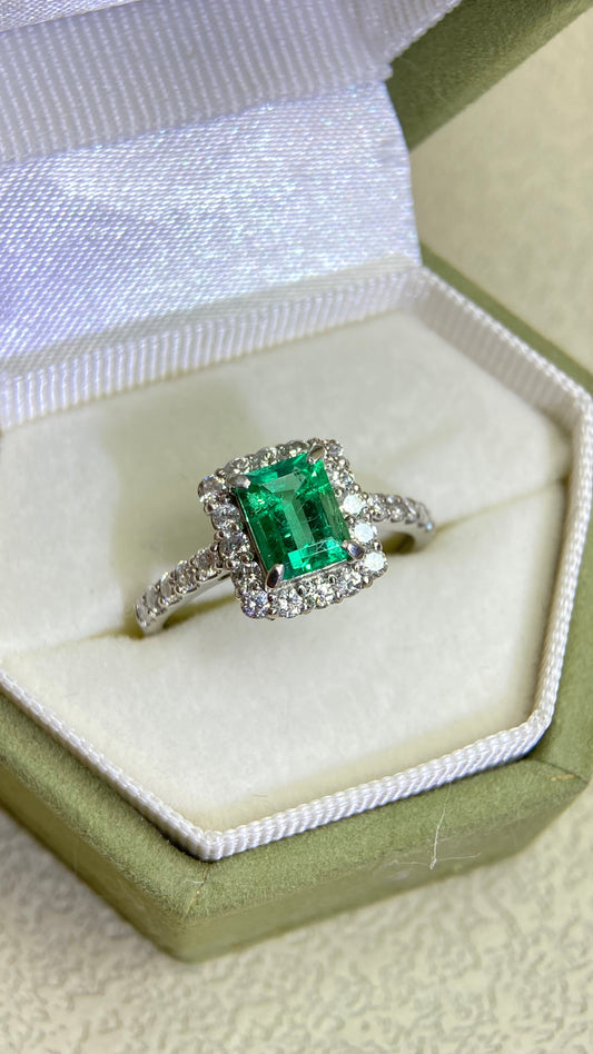 Pt950プラチナ＆エメラルド＆ダイヤモンドリング｜エメラルド1.01カラット｜ダイヤモンド0.58カラット｜日本製ヴィンテージエステートジュエリー-BDFK