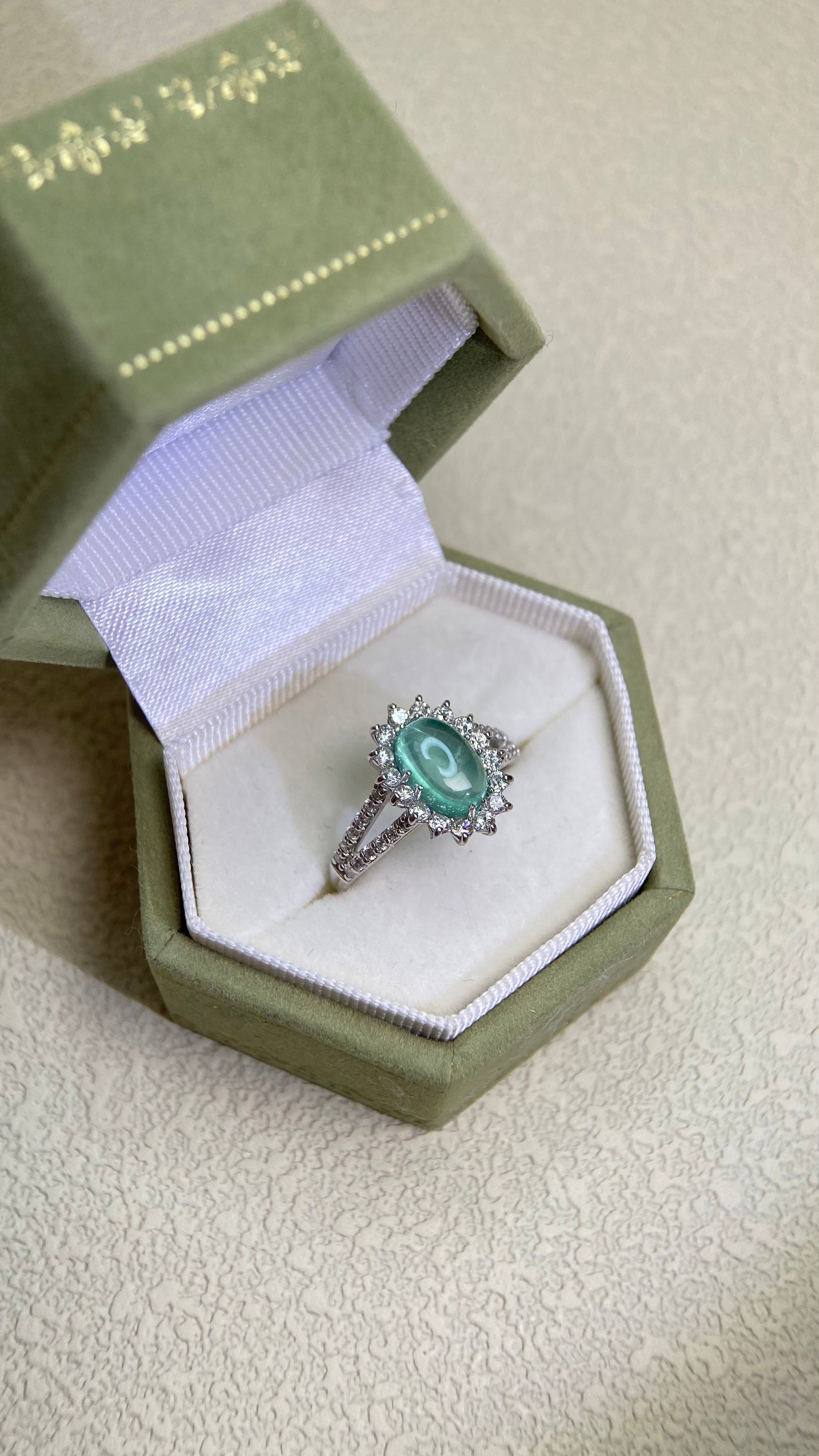 Pt950プラチナ＆キャッツアイクリソベリル＆ダイヤモンドリング｜キャッツアイクリソベリル1.406カラット｜ダイヤモンド0.48カラット｜日本製ヴィンテージエステートジュエリー-BOML