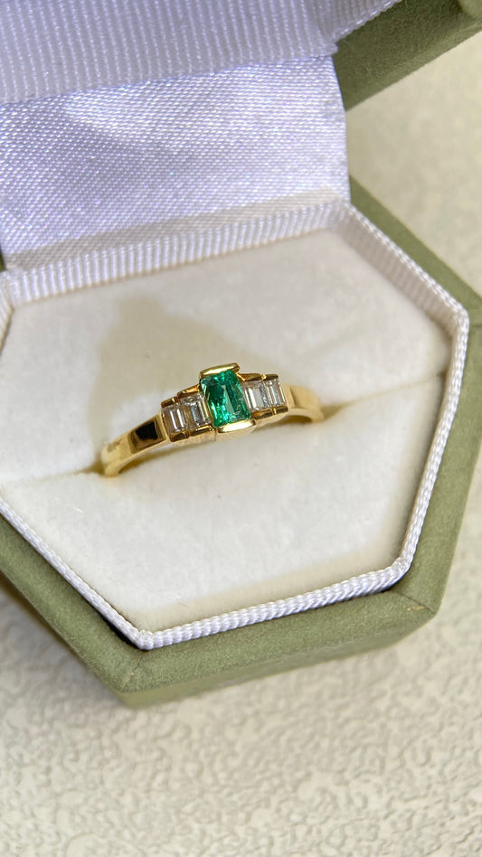 18K Gold&Emerald and Diamond Ring | Emerald 0.24ct | Diamond 0.20ct | Japanese Vintage Estate Jewelry-BKNY