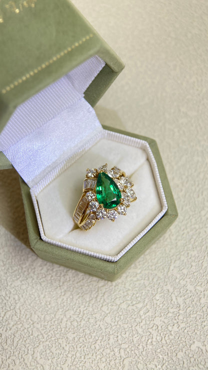 K18 Gold&Emerald Diamond Ring | Emerald 1.55ct | Diamond 2.05ct | Vivid Green | Japanese Vintage Estate Jewelry-BQJK