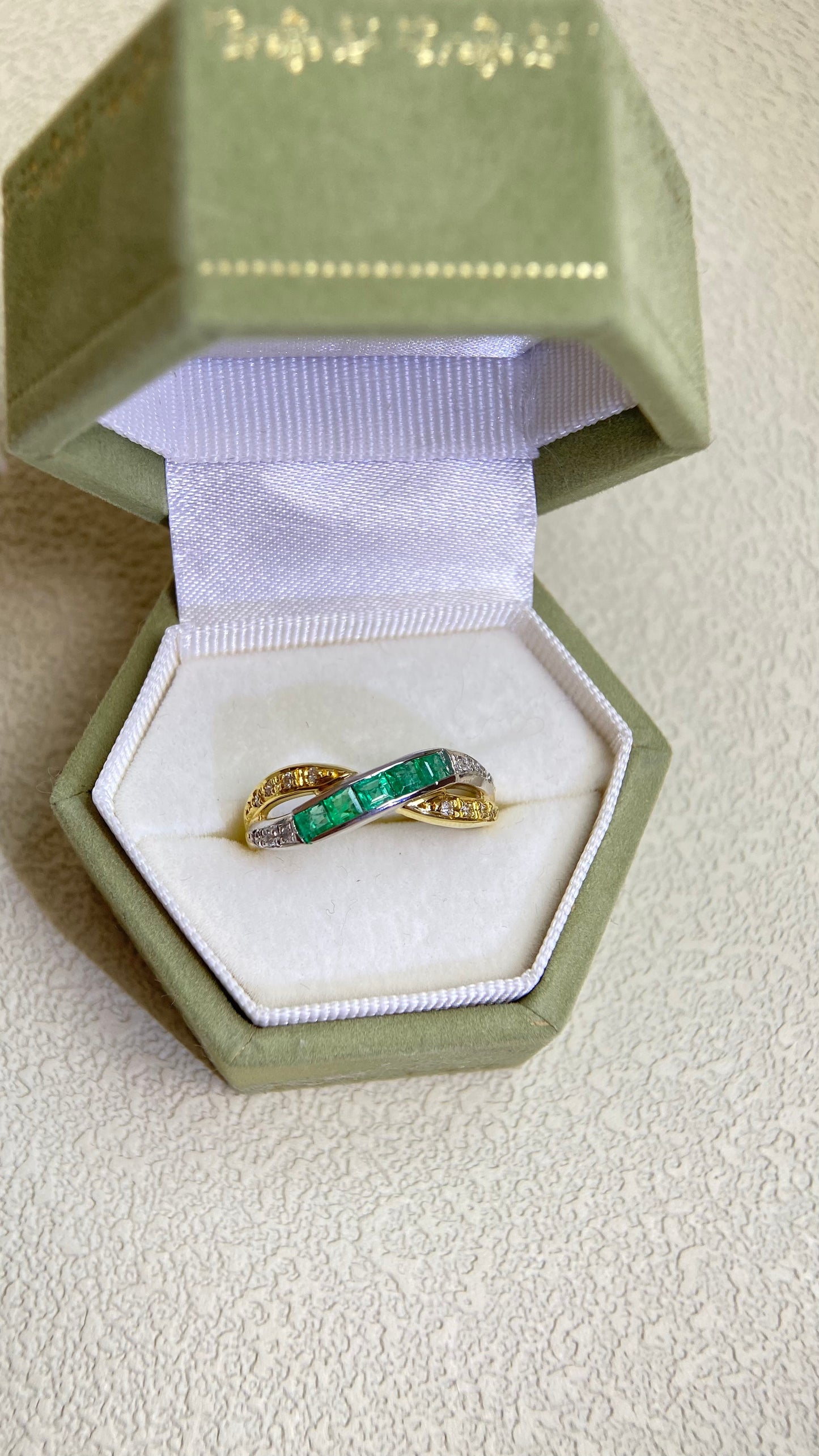 K18ゴールド/Pt900プラチナ＆エメラルドダイヤモンドリング｜エメラルド0.45ct ダイヤモンド0.12ct｜日本製ヴィンテージエステートジュエリー-BOHS