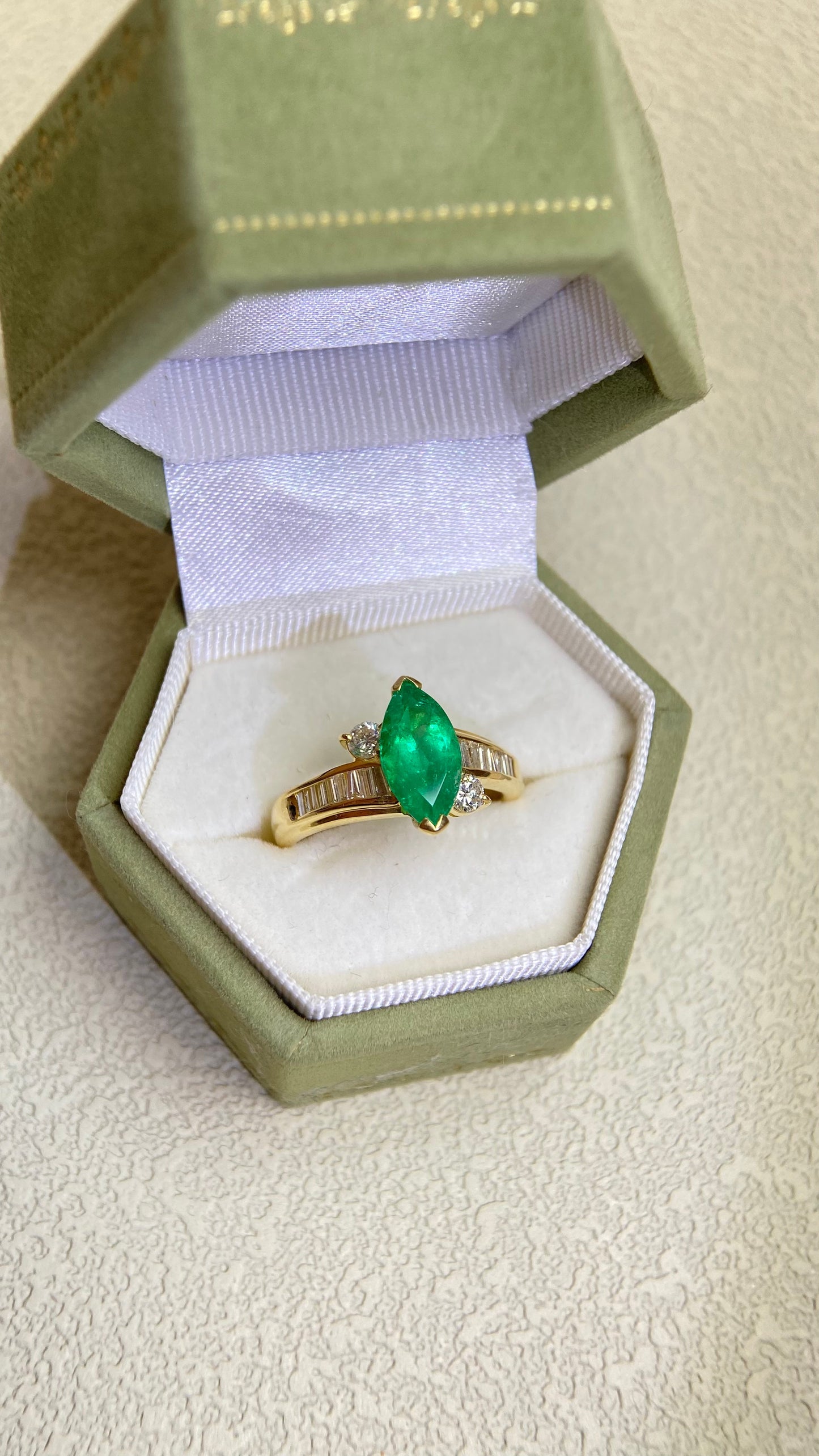 K18 Gold&Emerald Diamond Ring | Emerald 1.43ct | Diamond 0.50ct | Colombia-Vivid Green | Japanese Vintage Estate Jewelry-BPYE