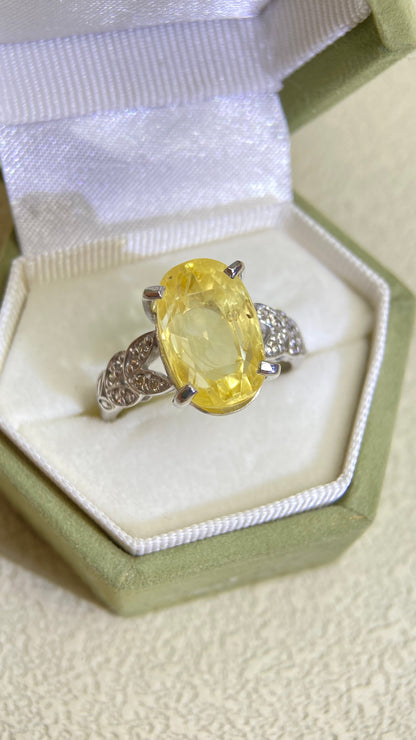 K18 White Gold&Yellow Sapphire and Diamond Ring | Yellow Sapphire 9.64ct | Diamond 0.18ct | Japanese Vintage Estate Jewelry-BOLMLA1