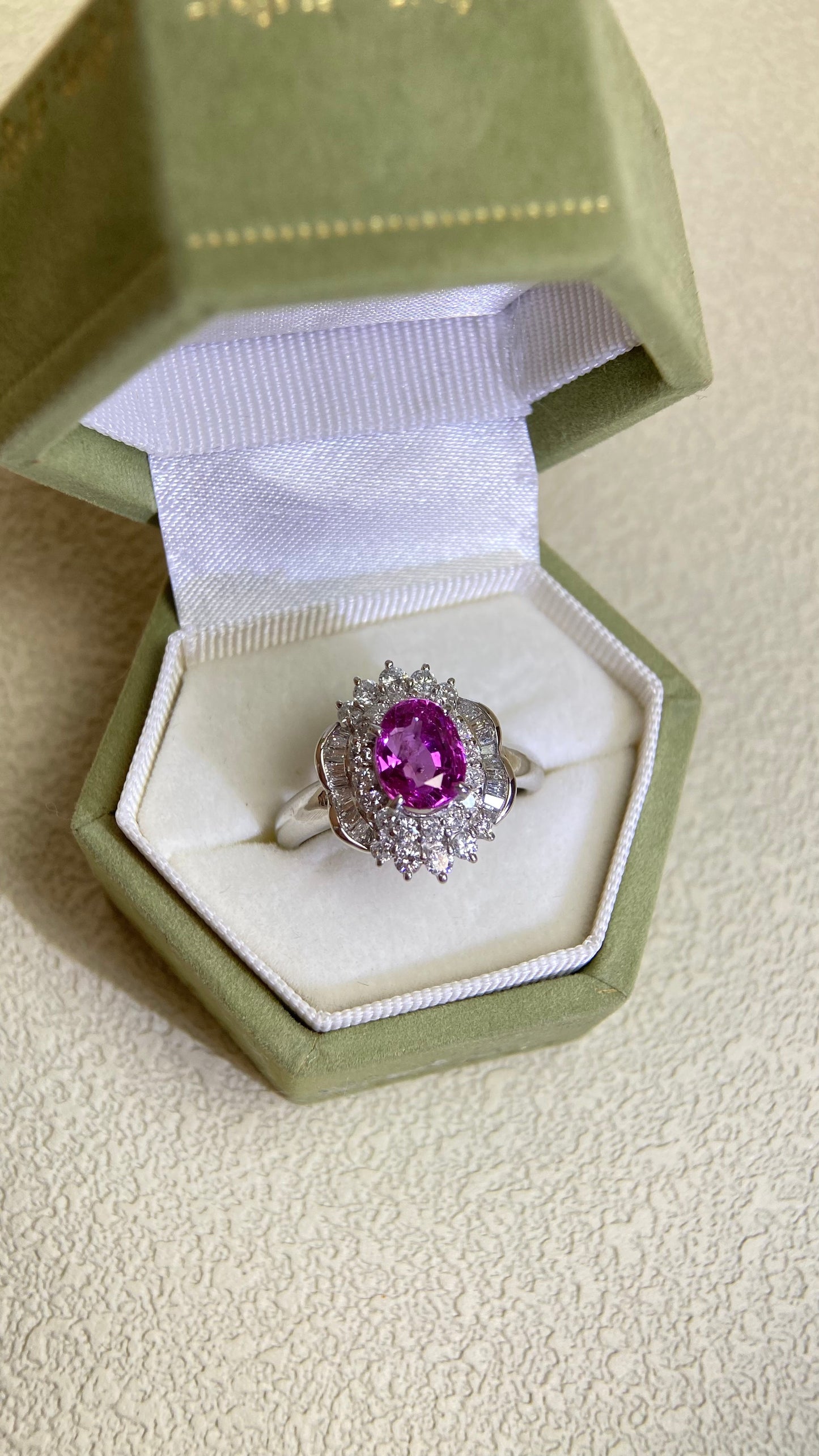 Pt900 Platinum&Violet Sapphire and Diamond Ring | Violet Sapphire 2.11ct | Diamond 0.82ct | No Heat | Japanese Vintage Estate Jewelry-BHFI