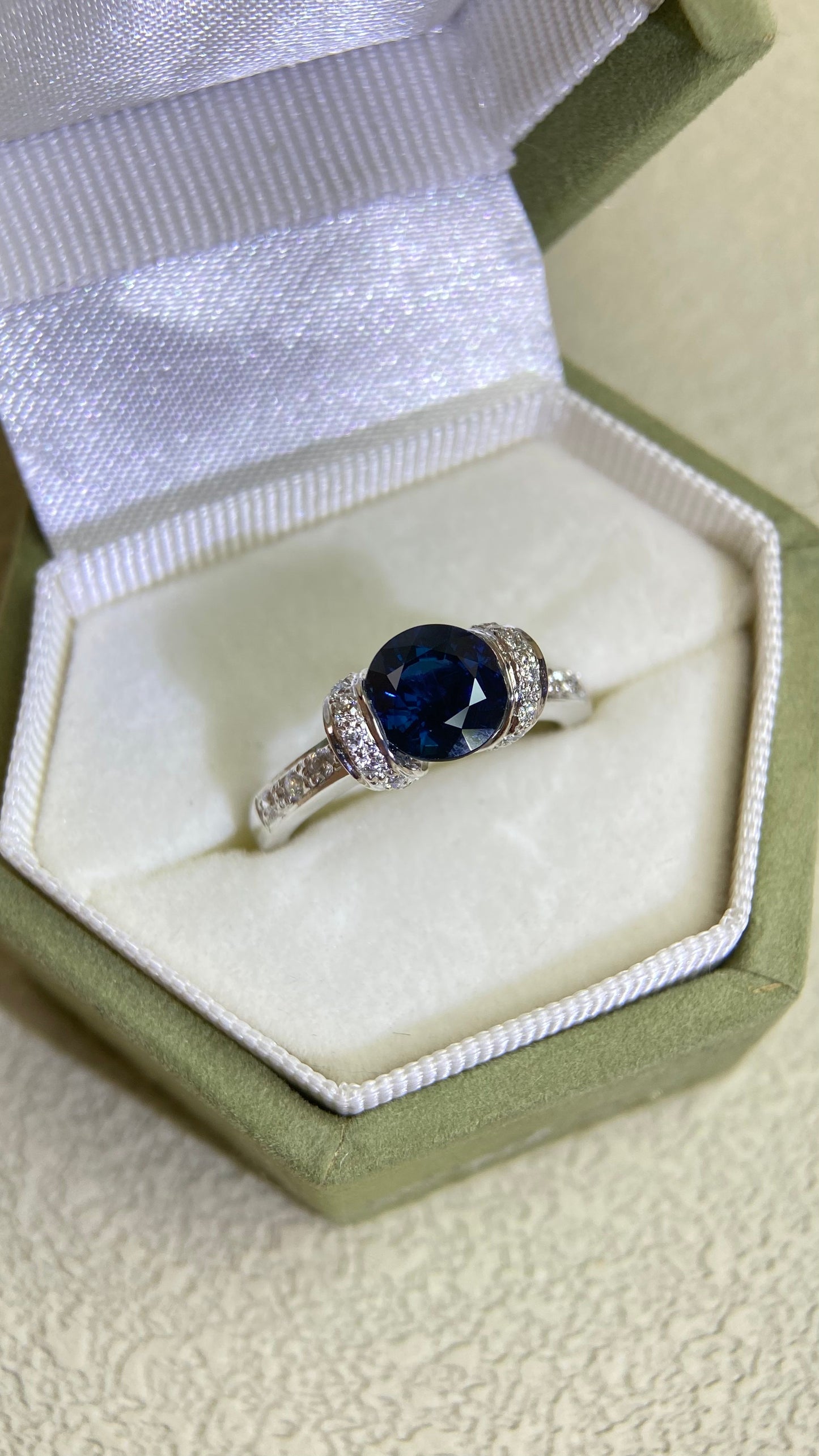 K18 White Gold&Sapphire and Diamond Ring | Sapphire 1.44ct | Diamond 0.35ct | Japanese Vintage Estate Jewelry-BKNT