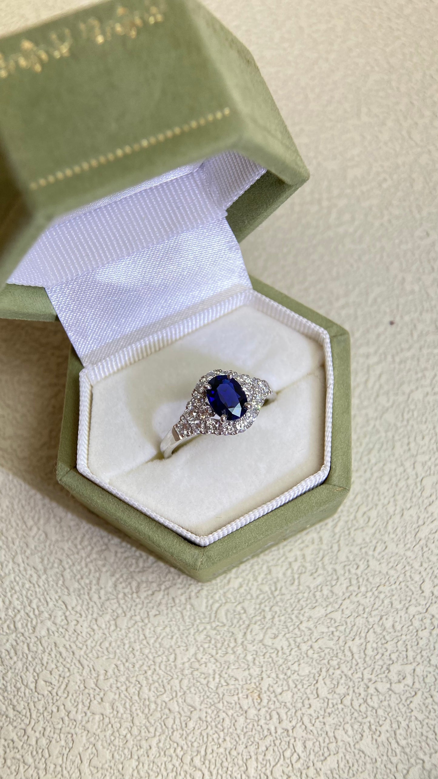 Pt900プラチナ＆サファイア＆ダイヤモンドリング｜サファイア1.062ct｜ダイヤモンド0.55ct｜ロイヤルブルー｜日本製ヴィンテージエステートジュエリー-BMQP