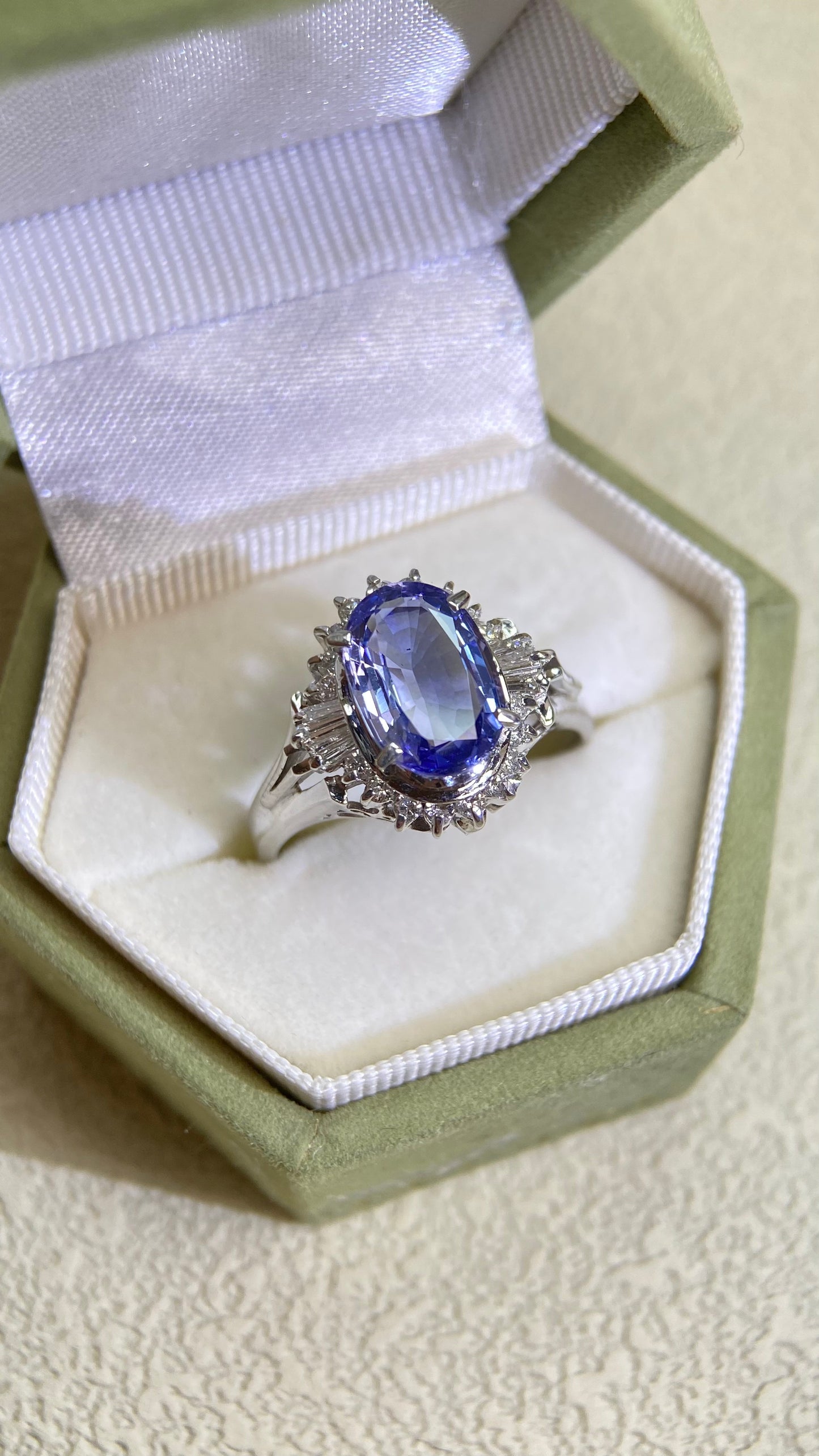 Pt900 Platinum&Sapphire and Diamond Ring | Sapphire 2.42ct | Diamond 0.37ct | Sri Lanka | Japanese Vintage Estate Jewelry-BMFP