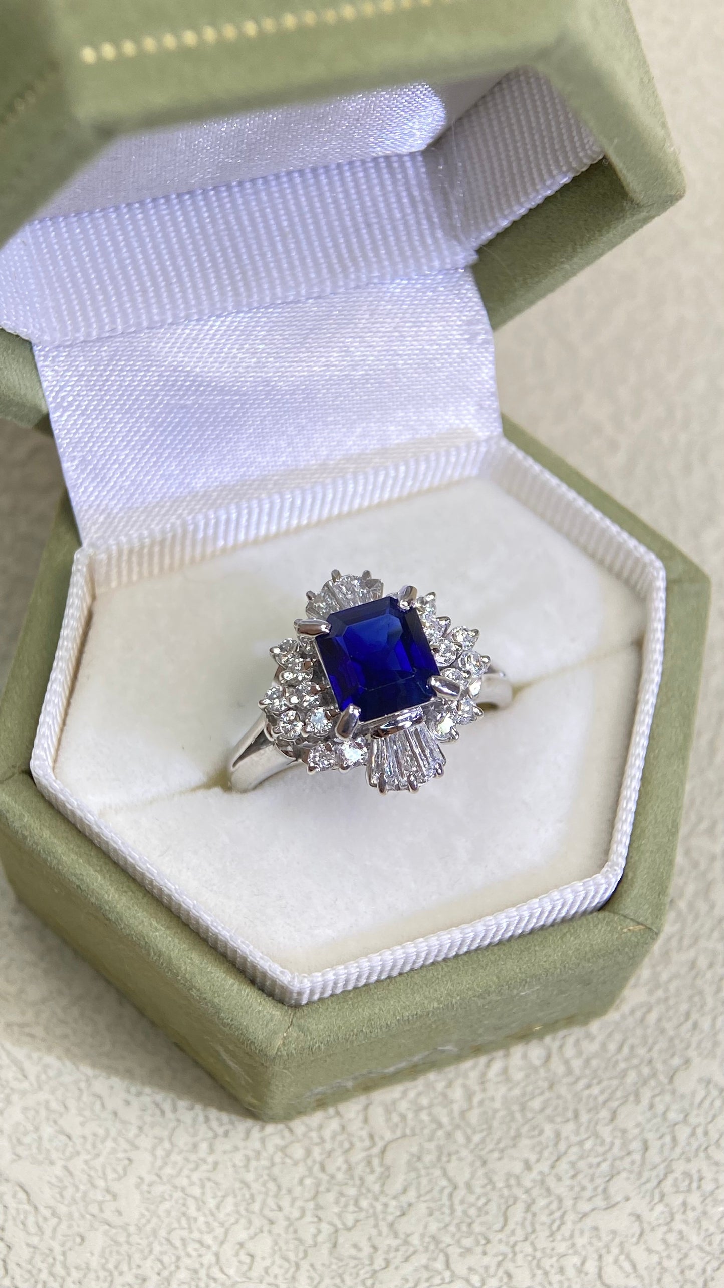 PT900 Platinum&Sapphire and Diamond Ring | Sapphire 1.70ct | Diamond 0.58ct | Japanese Vintage Estate Jewelry-BEIC