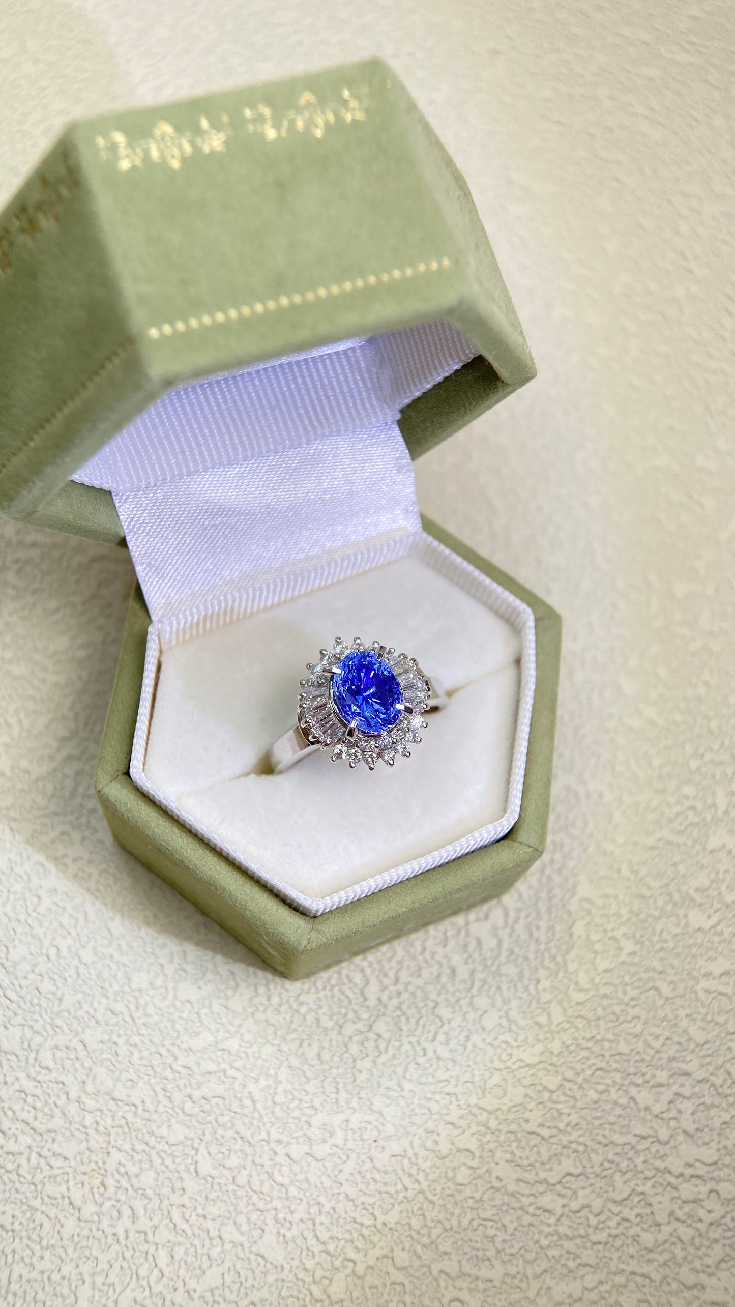 Pt900 Platinum&Sapphire and Diamond Ring | Sapphire 2.08ct | Diamond 0.59ct | No Heat-Sri Lanka | Japanese Vintage Estate Jewelry-BODP