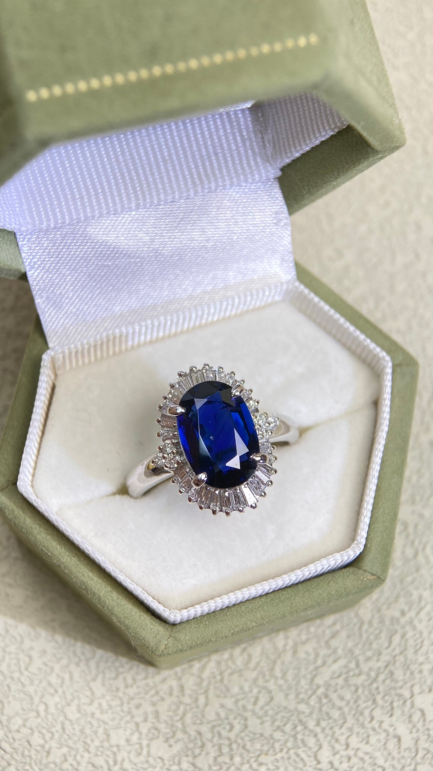 Pt900 Platinum&Sapphire and Diamond Ring | Sapphire 2.83ct | Diamond 0.45ct | Japanese Vintage Estate Jewelry-BOYR