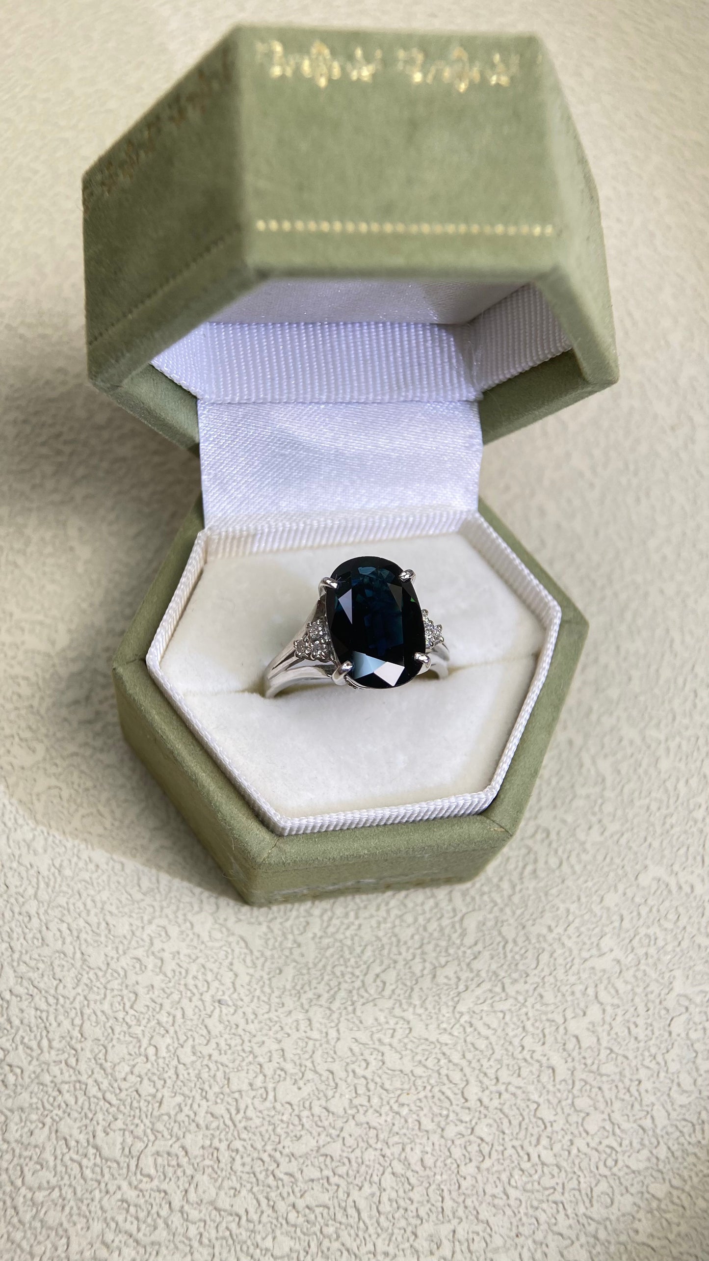 Pt900 Platinum&Sapphire and Diamond Ring | Sapphire 4.68ct | Diamond 0.12ct | Japanese Vintage Estate Jewelry-BOFB