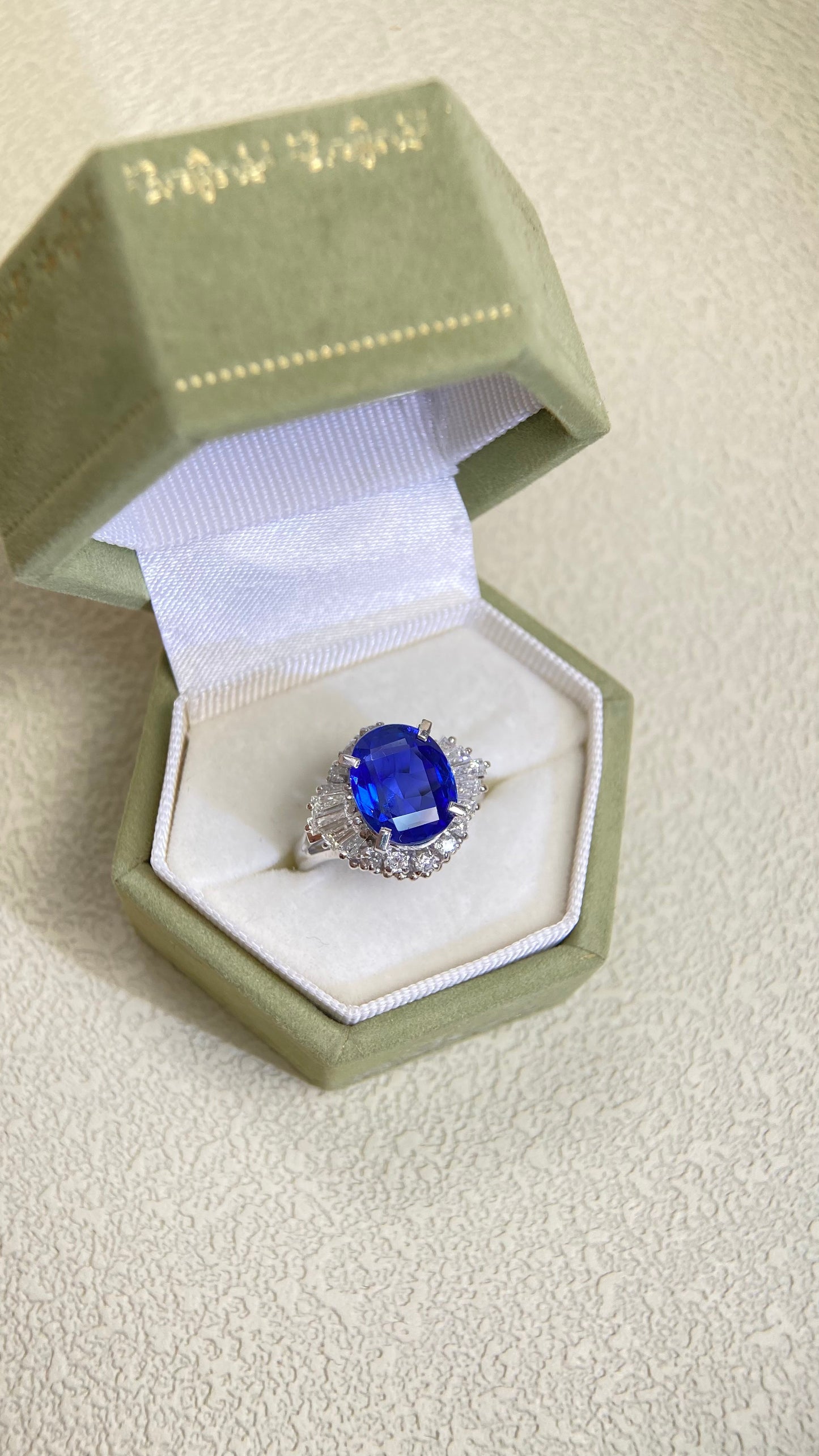 Pt900 Platinum&Sapphire and Diamond Ring | Sapphire 3.58ct | Diamond 0.77ct | No Heat-Sri Lanka | Japanese Vintage Estate Jewelry-BQQY
