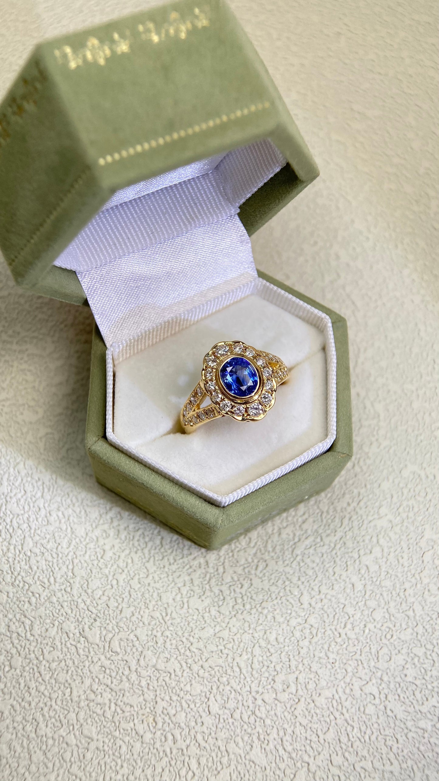 750 Gold(18K)&Sapphire and Diamond Ring | Sapphire 1.50ct | Diamond 0.05ct | Japanese Vintage Estate Jewelry-BQSN