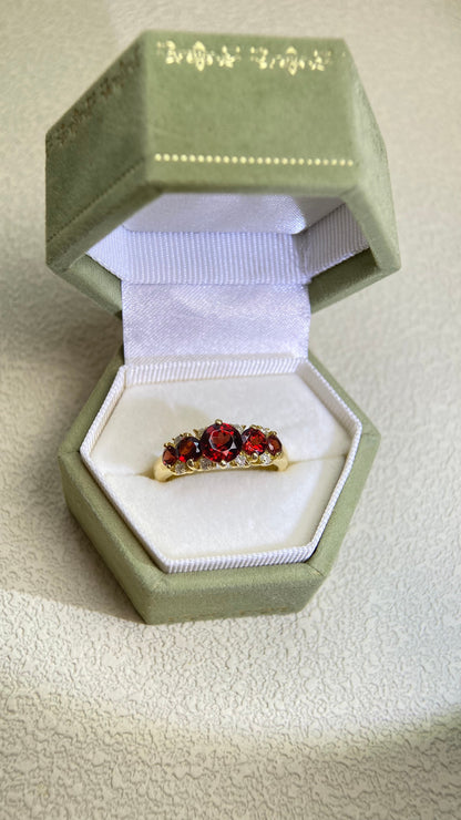 K18 Gold&Garnet and Diamond Ring | Garnet 2.00ct | Diamond 0.20ct | Japanese Vintage Estate Jewelry-BORX