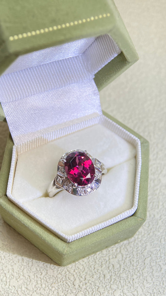 Pt900 Platinum&Garnet and Diamond Ring | Garnet 3.35ct | Diamond 0.14ct | Japanese Vintage Estate Jewelry-BOGA