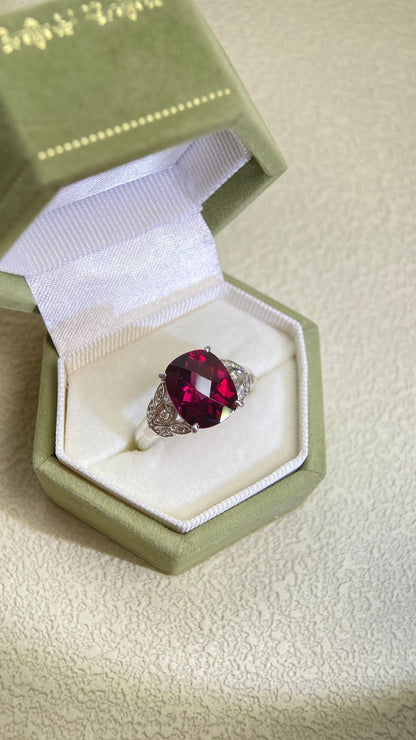 K18 White Gold&Rhodolite Garnet and Diamond Ring | Garnet 5.01ct | Diamond 0.10ct | Japanese Vintage Estate Jewelry-BPJC