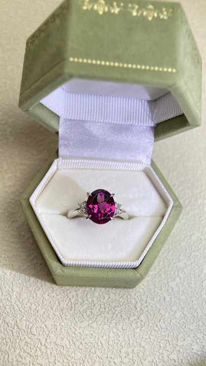 Pt900プラチナ＆ガーネット＆ダイヤモンドリング｜ガーネット2.71ct、ダイヤモンド0.11ct｜日本製ヴィンテージエステートジュエリー-BMWT