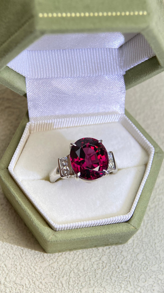 Pt900 Platinum&Rhodolite Garnet and Diamond Ring | Garnet 7.35ct | Diamond 0.30ct | Japanese Vintage Estate Jewelry-BJHU