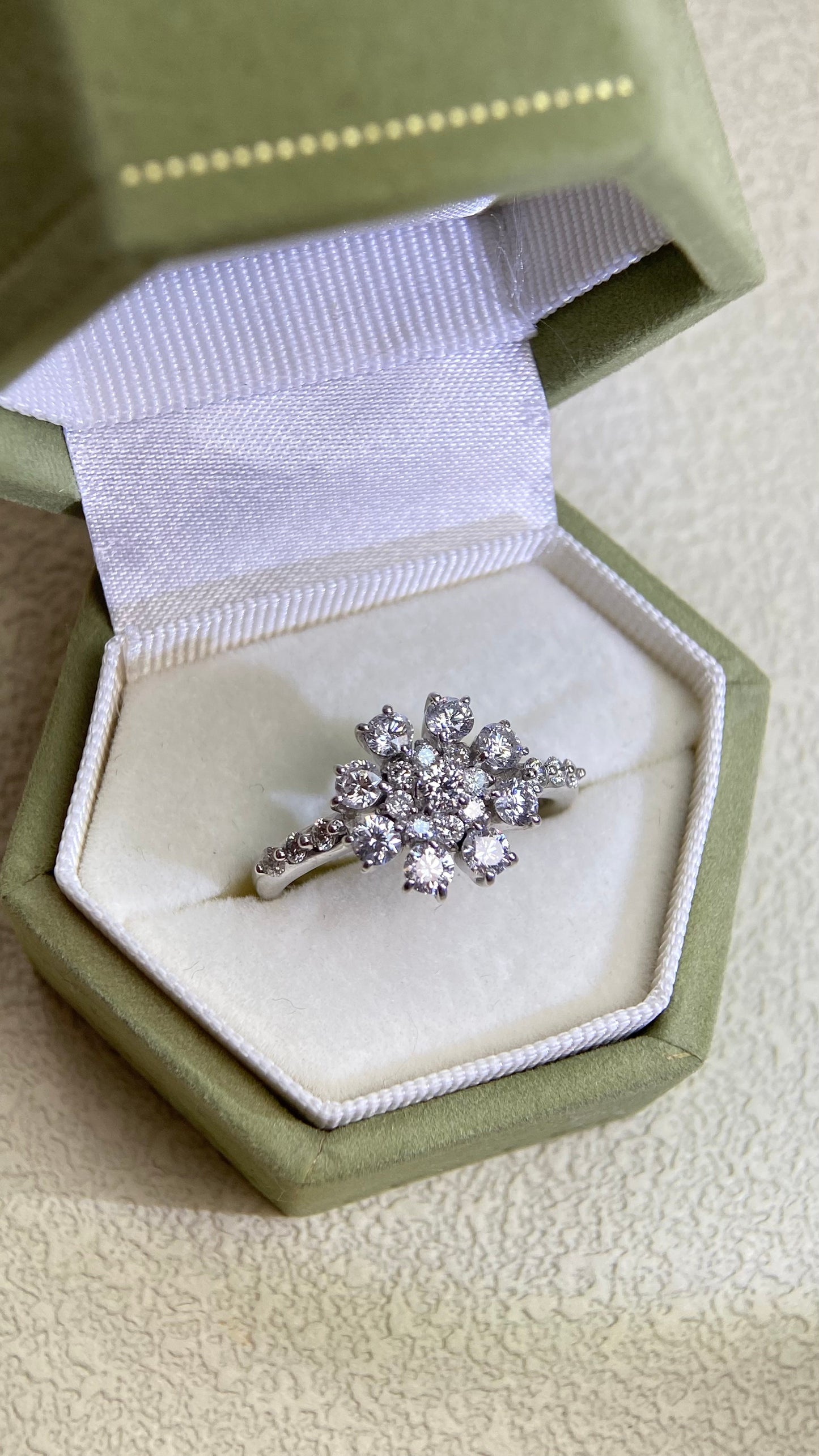 K18ホワイトゴールド＆ダイヤモンドリング｜ダイヤモンド1.10ct｜日本製ヴィンテージエステートジュエリー-BGIJ