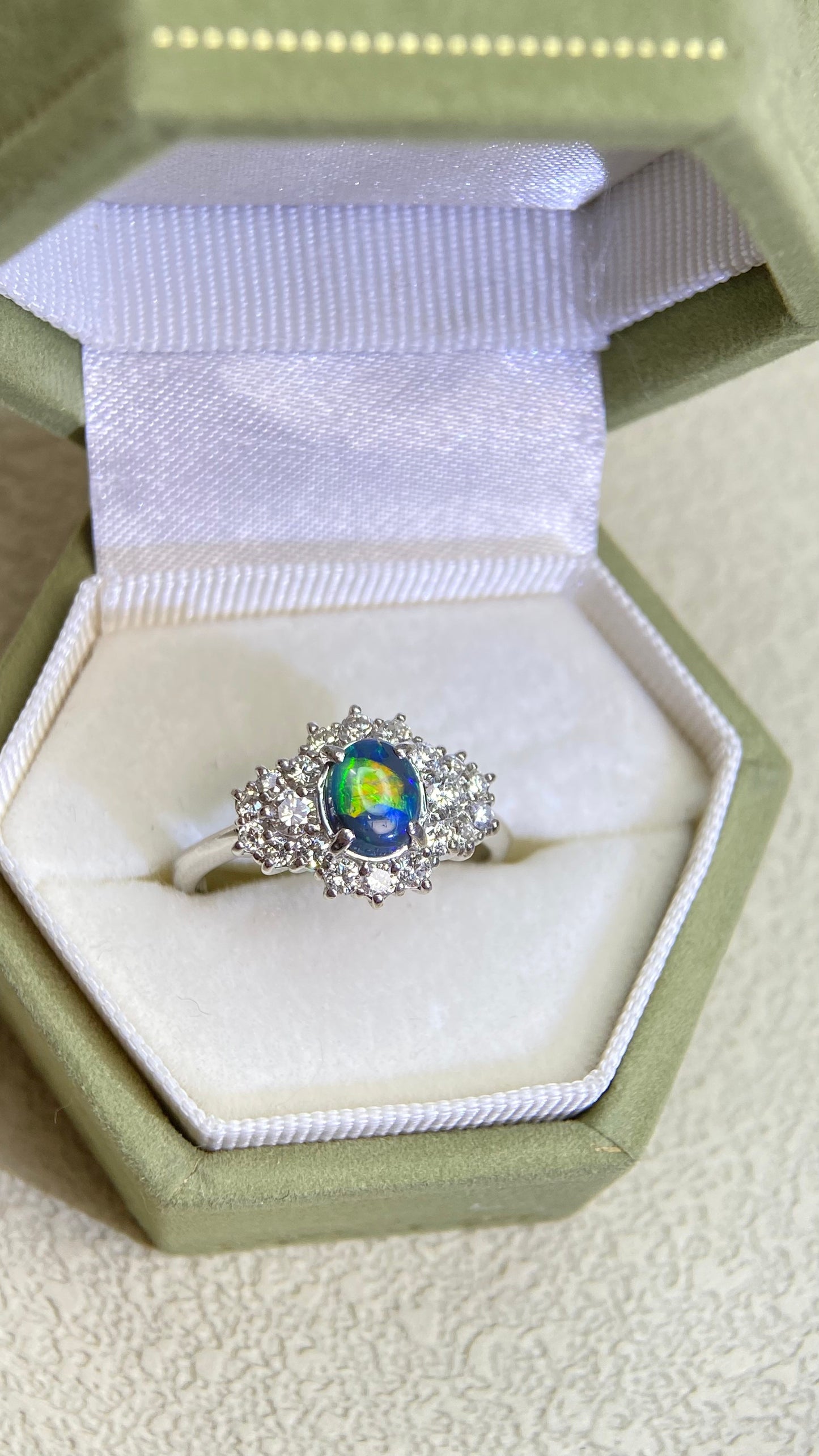Pt900 Platinum&Black Opal and Diamond Ring | Opal 0.49ct | Diamond 0.50ct | Japanese Vintage Estate Jewelry-BKQE