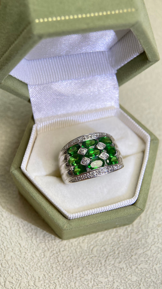 Pt900 Platinum&Tsavorite and Diamond Ring | Tsavorite 2.26ct | Diamond 0.18ct | Japanese Vintage Estate Jewelry-BOBF
