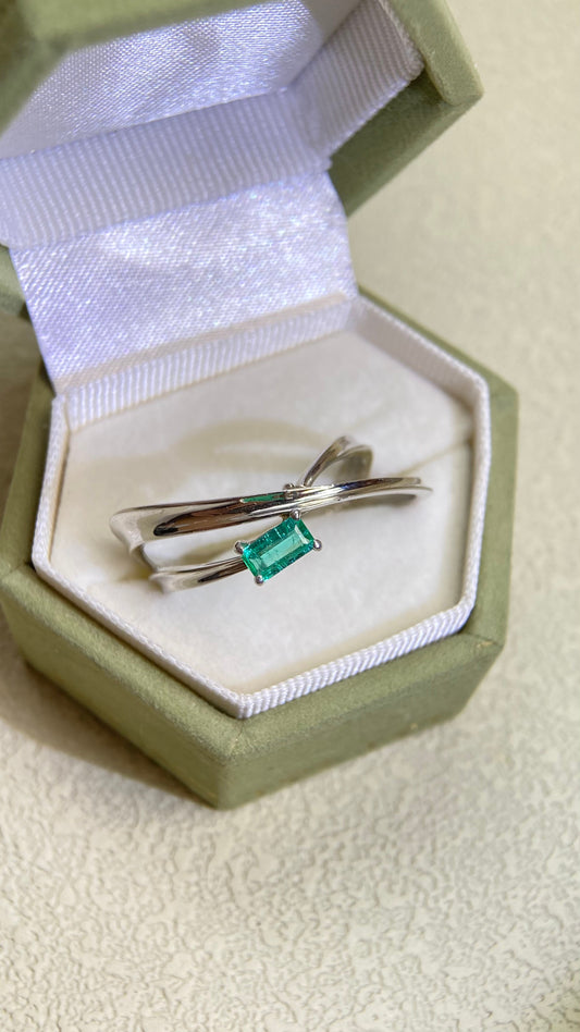 Pt900 Platinum&Paraiba and Diamond Ring | Paraiba 0.24ct | Diamond 0.04ct  | Japanese Vintage Estate Jewelry-BHGI