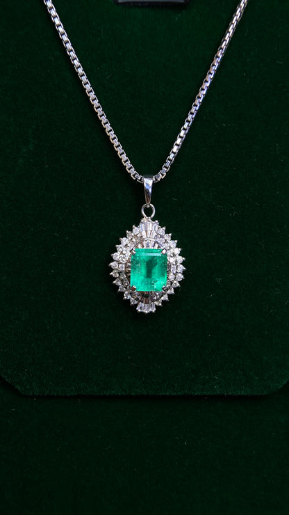 Pt900 platinum/Pt850 platinum&Emerald&Diamond Necklace| Emerald: 1.00ct｜Diamonds：0.40ct｜Japanese Vintage Estate Jewelry -BQNQ