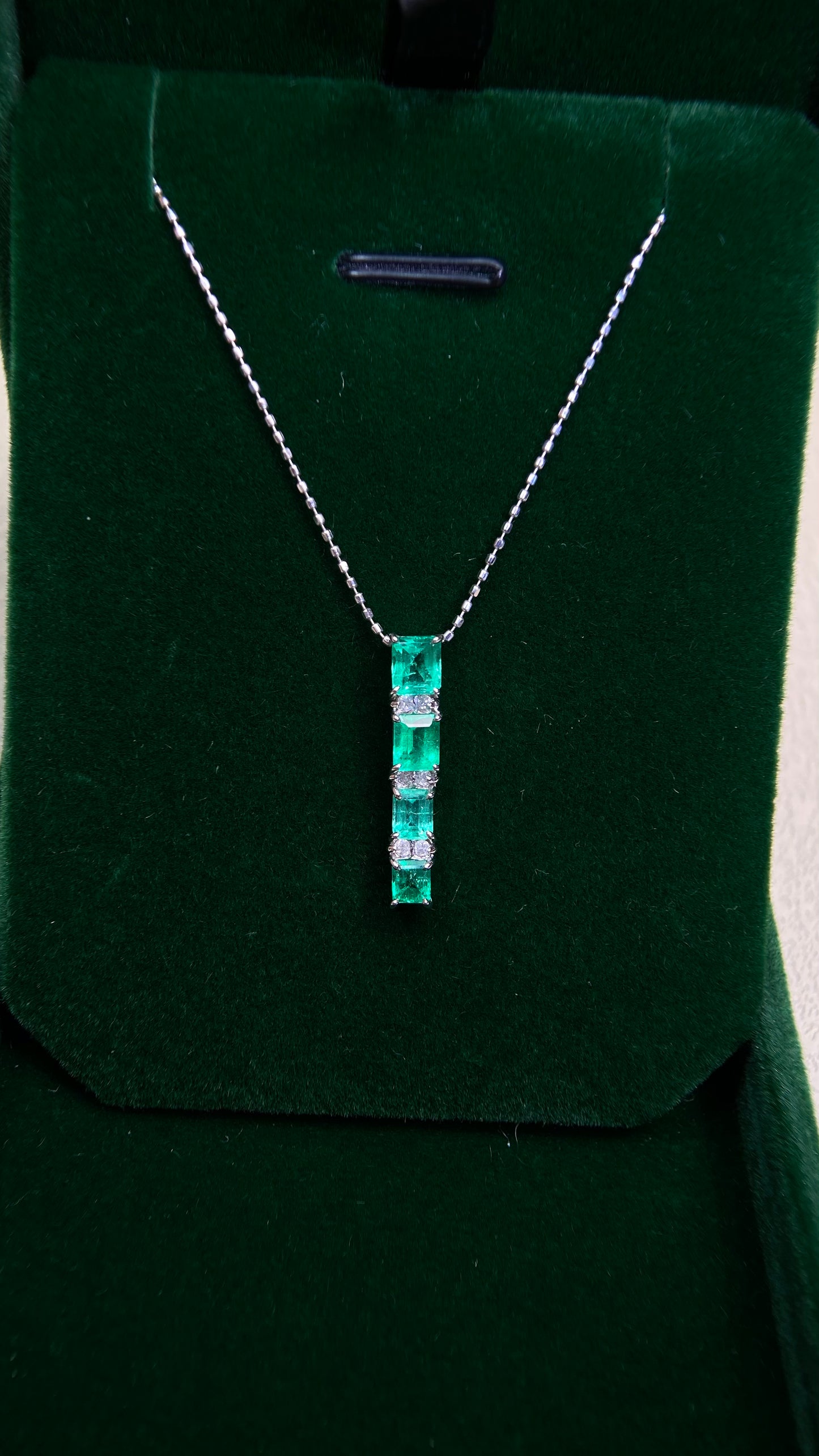 K18 White Gold&Emerald&Diamond Necklace| Emeralds: 1.20ct｜Diamonds：0.07ct｜Japanese Vintage Estate Jewelry -BCHT