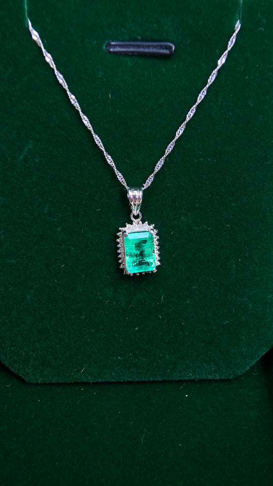 Pt900 platinum/Pt850 platinum&Emerald&Diamond Necklace| Emerald: 1.47ct｜Diamonds：0.10ct｜Japanese Vintage Estate Jewelry -BCHT