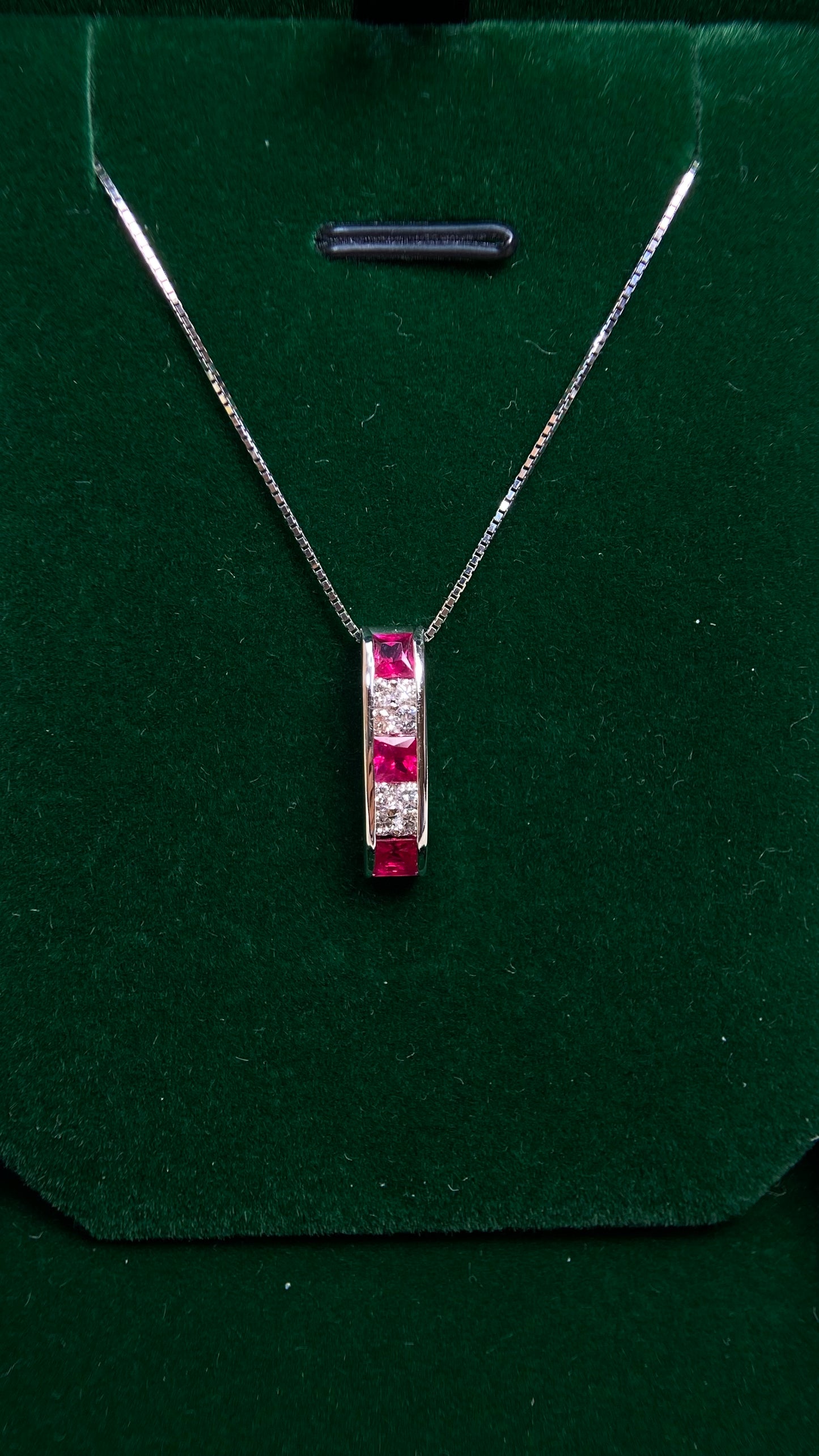 Pt900 Platinum/Pt850 Platinum& Ruby&Diamond Necklace|Rubys: 0.61ct｜Diamonds：0.21ct｜Japanese Vintage Estate Jewelry -BQVE