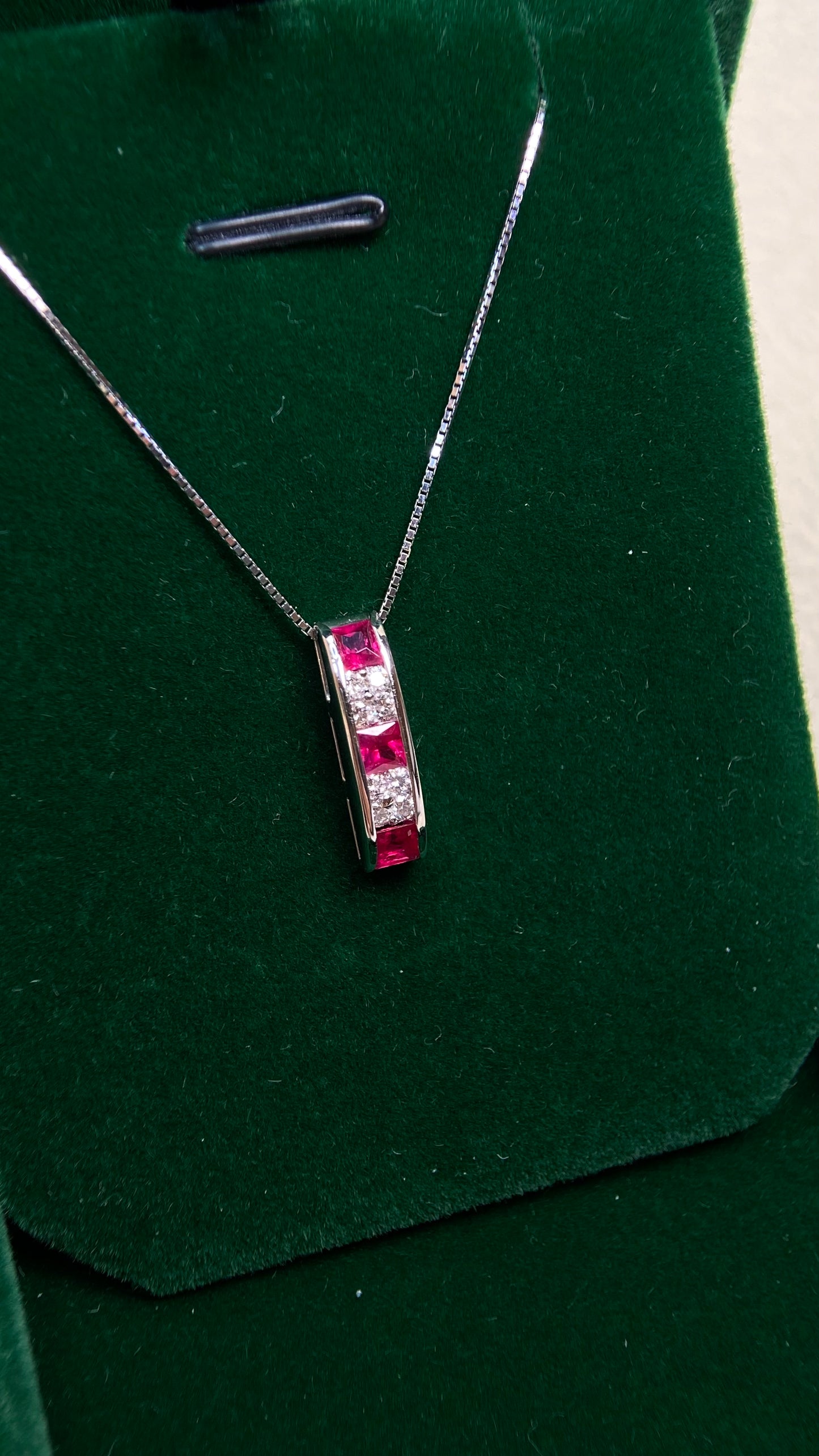 Pt900 Platinum/Pt850 Platinum& Ruby&Diamond Necklace|Rubys: 0.61ct｜Diamonds：0.21ct｜Japanese Vintage Estate Jewelry -BQVE
