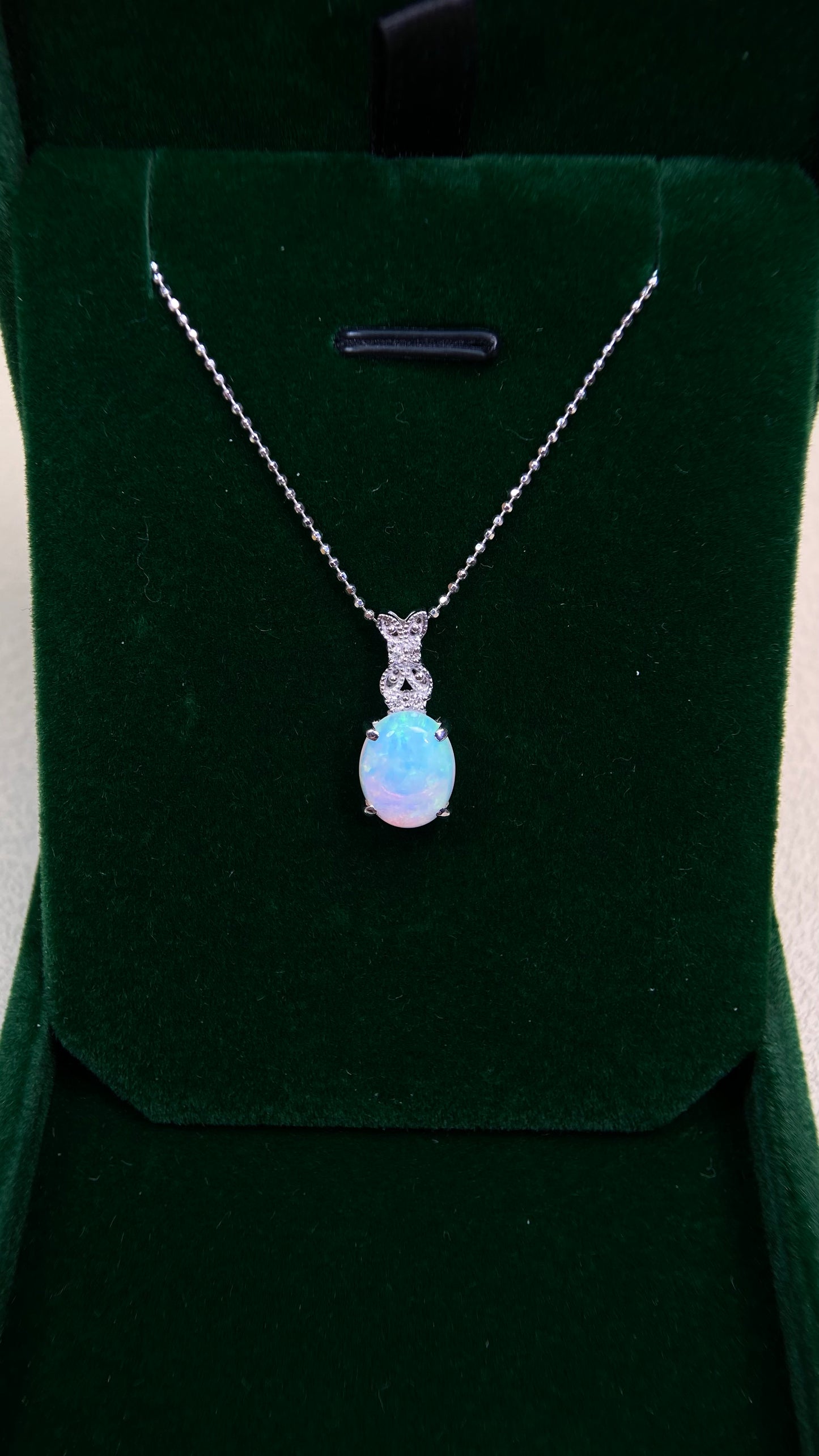 La Soma K18 White Gold&Opal&Diamond Necklace| Opal: 1.58ct｜Diamonds：0.05ct｜Japanese Vintage Estate Jewelry -BOUR