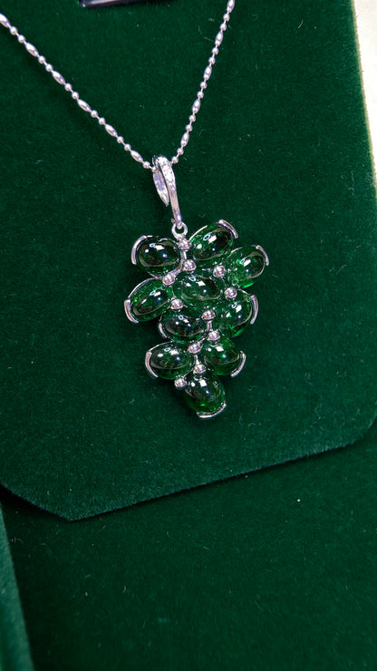 K18 White Gold &Tsavorite Garnet Necklace| Tsavorite Garnets: 11.08ct｜｜Diamonds：0.01ct｜Japanese Vintage Estate Jewelry -BQXC
