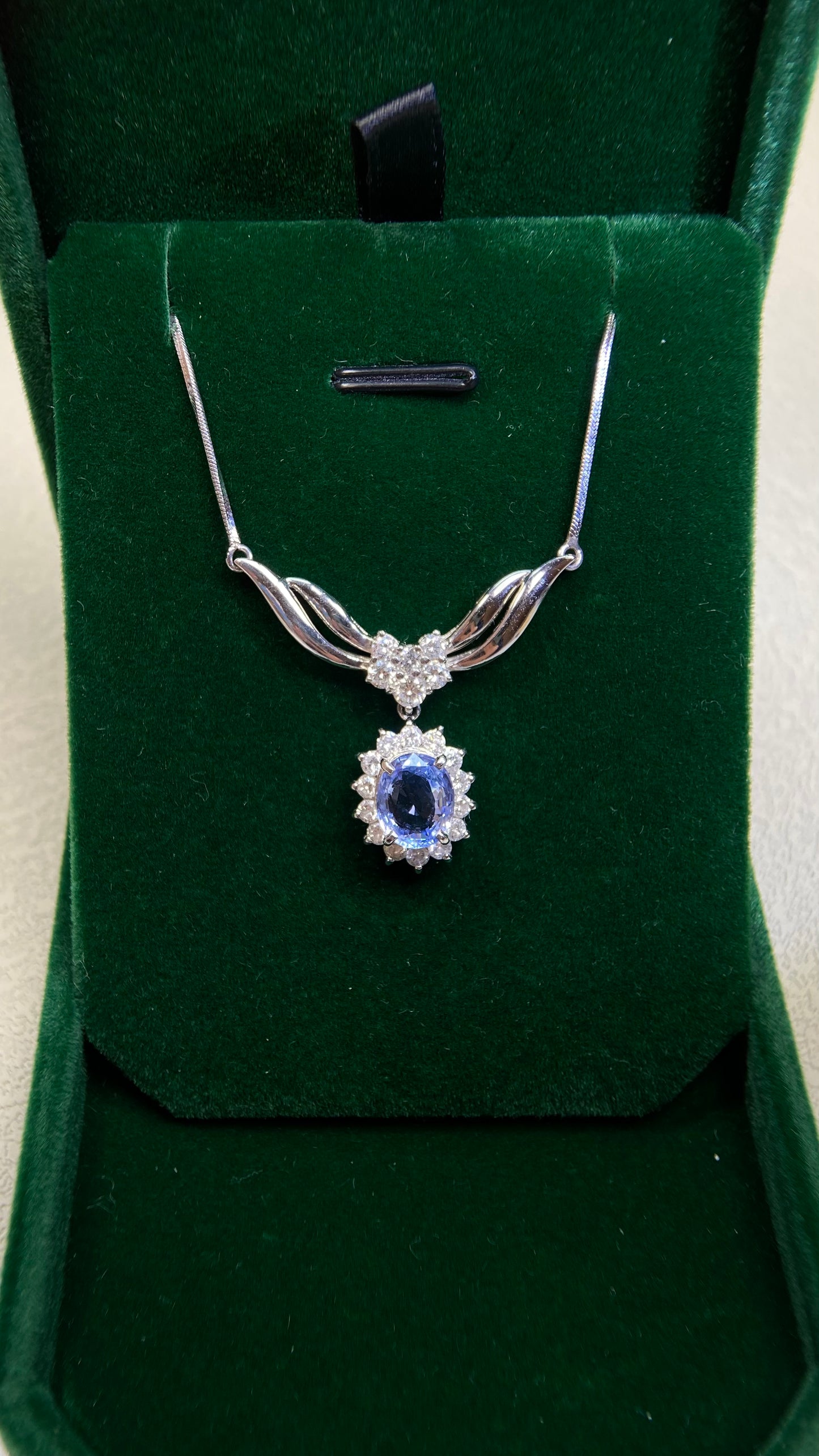 Pt850 platinum&Sapphire&Diamond Necklace| Sapphire: 2.32ct Sri Lanka-No Heat｜Diamonds：0.93ct｜Japanese Vintage Estate Jewelry -BLCP