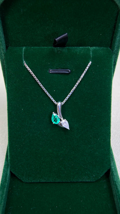 Pt900 platinum/Pt850 platinum&Emerald&Diamond Necklace| Emerald: 0.55ct｜Diamonds：0.38ct｜Japanese Vintage Estate Jewelry -BIFU