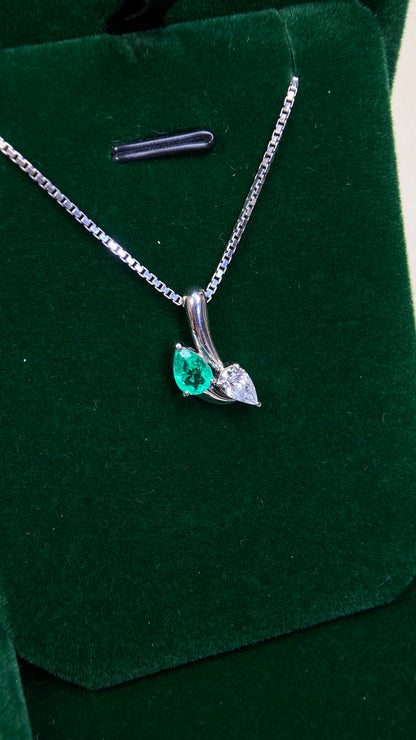 Pt900 platinum/Pt850 platinum&Emerald&Diamond Necklace| Emerald: 0.55ct｜Diamonds：0.38ct｜Japanese Vintage Estate Jewelry -BIFU