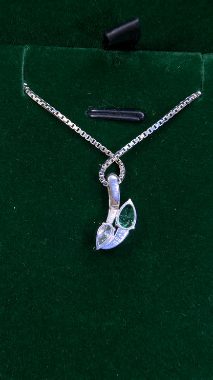 Pt900 platinum/Pt850 platinum&Emerald&Diamond Necklace| Emerald: 0.55ct｜Diamonds：0.38ct｜Japanese Vintage Estate Jewelry -BIFU