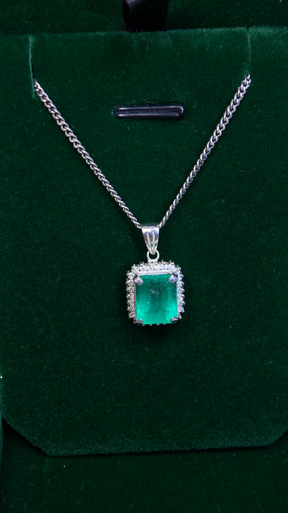 Pt900 platinum&Emerald&Diamond Necklace| Emerald: 3.34ct｜Diamonds：0.26ct｜Japanese Vintage Estate Jewelry -BMGY