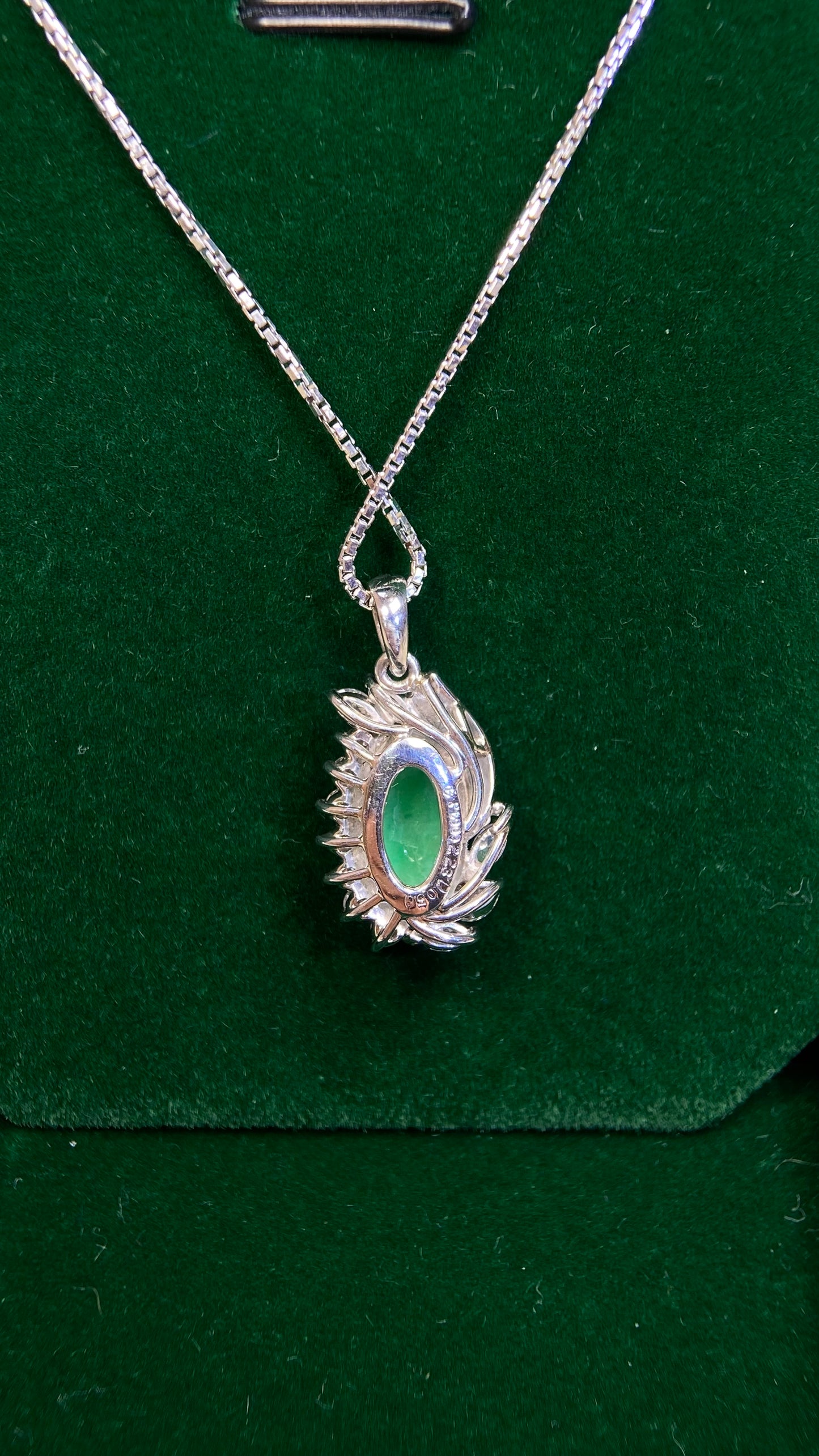Pt900 platinum/Pt850 platinum&Jadeit&Diamond Necklace|Jadeite: 2.23ct｜Diamonds：0.50ct｜Japanese Vintage Estate Jewelry -BOQQ