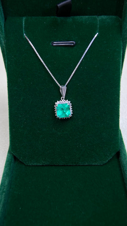 Pt900 platinum/Pt850 platinum&Emerald&Diamond Necklace| Emerald: 2.13ct｜Diamonds：0.20ct｜Japanese Vintage Estate Jewelry -BMPK