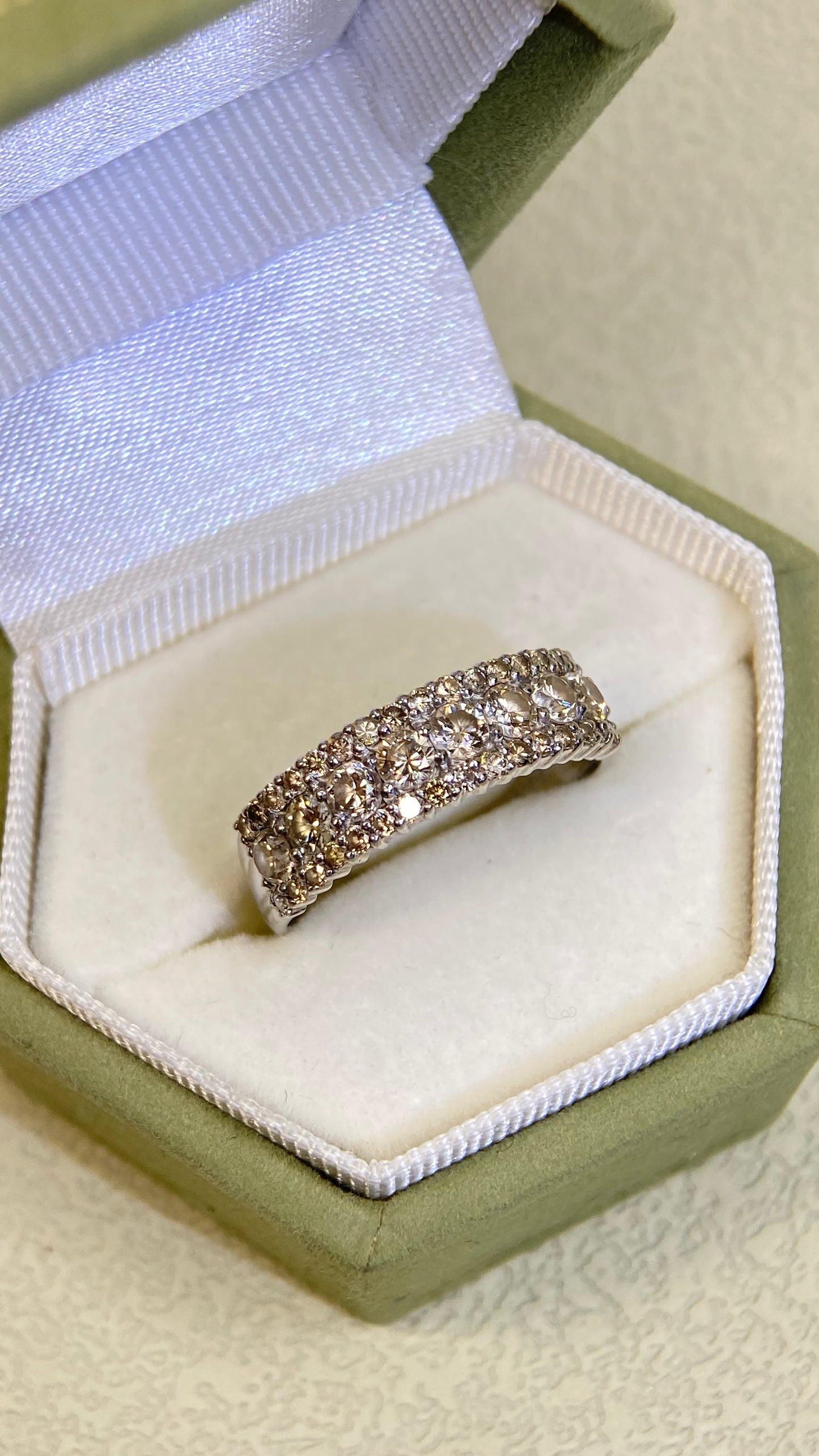 Pt900 Platinum&Diamond Ring| Diamonds:1.00ct | Japanese Vintage Estate Jewelry -BRTR2571