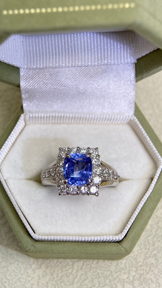 Pt950 Platinum&Sapphire&Diamond Ring| Sapphire：2.03ct No Heat-Sri Lanka| Diamonds：0.81ct | Japanese Vintage Estate Jewelry -BRUJ2589