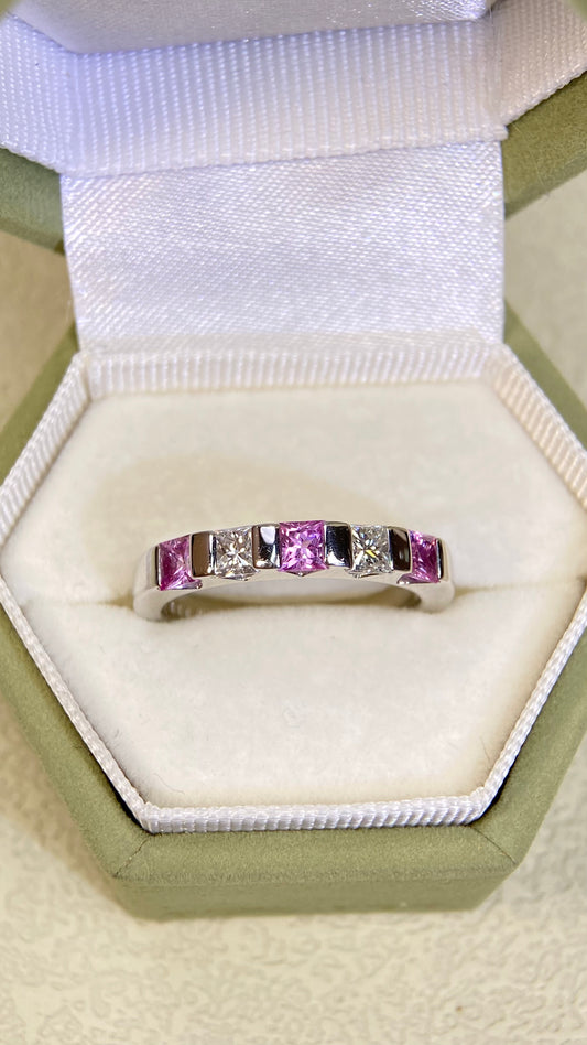 Pt900 Platinum&Pink sapphire&Diamond Ring| Pink sapphires：0.52ct|Diamonds：0.36ct | Japanese Vintage Estate Jewelry -BSJX3080
