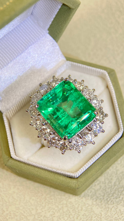 Pt900 Platinum&Emerald&Diamond Ring| Emerald:11.52ct Colombian-F1| Diamonds：3.35ct | Japanese Vintage Estate Jewelry -BSKZ3109