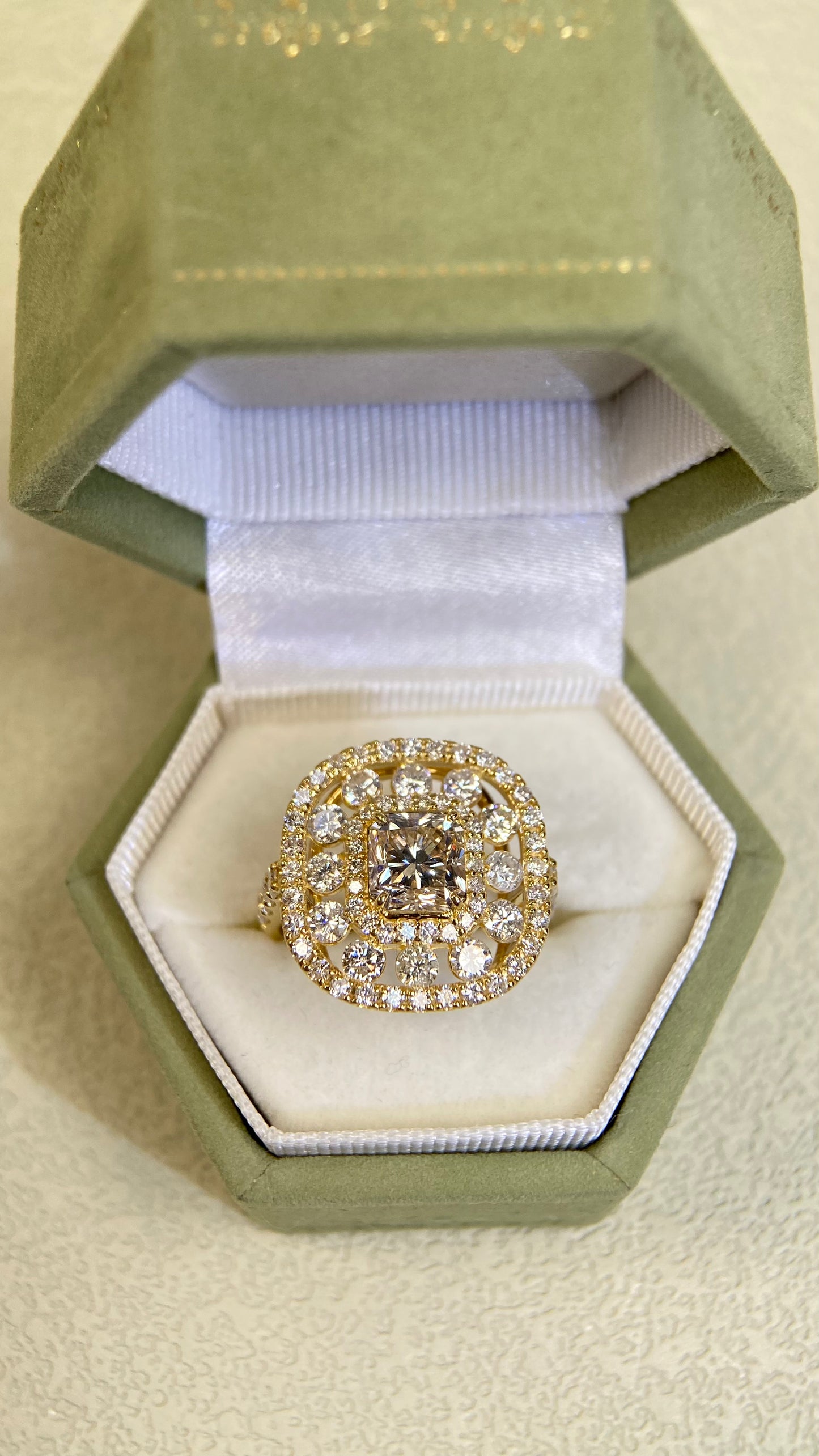 K18 Gold&Diamond Ring| Diamond:1.390ct Under S-VS2 | Diamonds:1.70ct | Japanese Vintage Estate Jewelry -BSLP3125