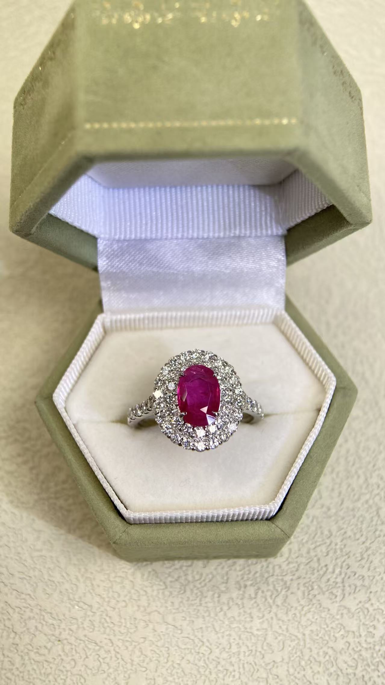 Pt900 Platinum&Ruby&Diamond Ring| Ruby：1.58ct Myanmar-Pigeon’s blood | Diamonds：0.86ct | Japanese Vintage Estate Jewelry -BSKJ3093