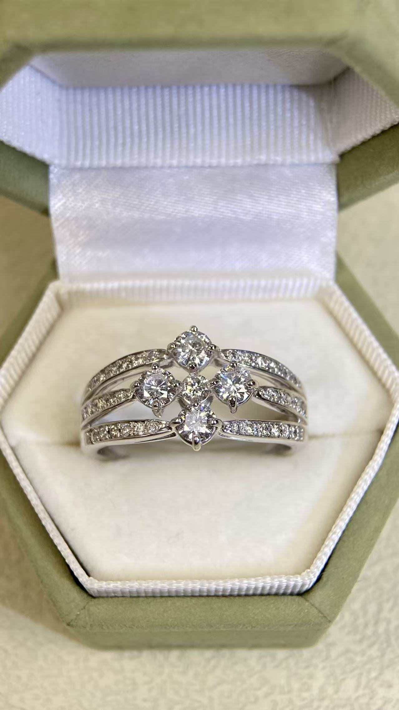 K18 White Gold&Diamond Ring| Diamonds:1.00ct | Japanese Vintage Estate Jewelry -BSLO3305