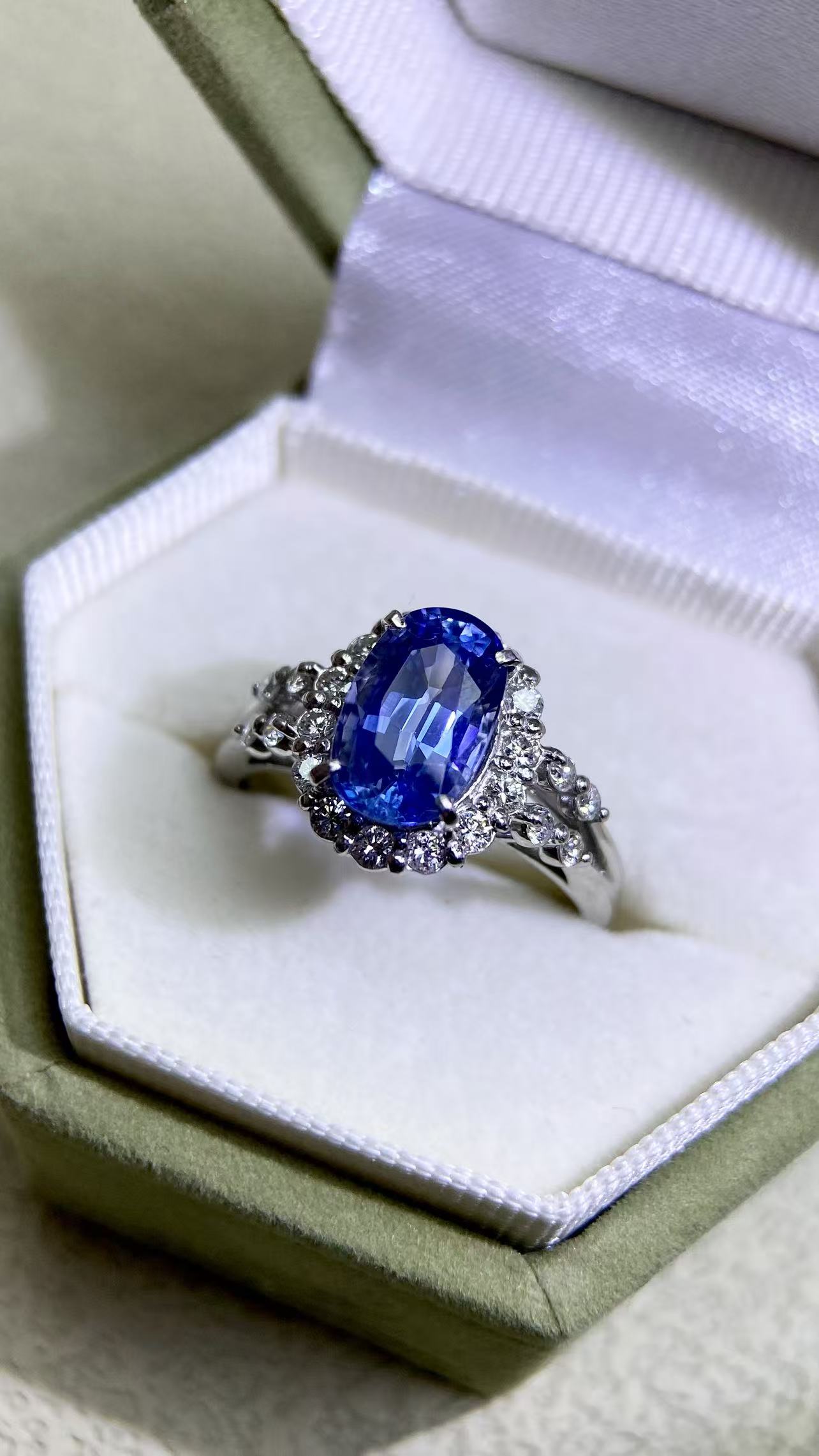 Pt950 Platinum&Sapphire and Diamond Ring | Sapphire 2.36ct | Diamond 0.36ct | Sri Lanka | Japanese Vintage Estate Jewelry-BPZZL