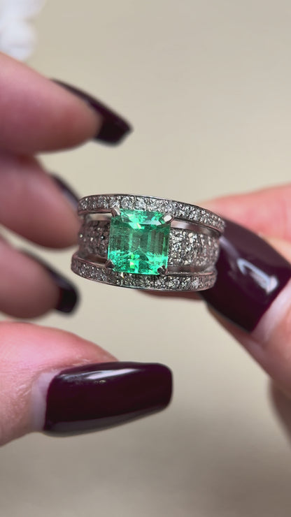 Pt900プラチナ＆エメラルド＆ダイヤモンドリング｜エメラルド2.20カラット｜ダイヤモンド1.00カラット｜日本製ヴィンテージエステートジュエリー-BLZZ