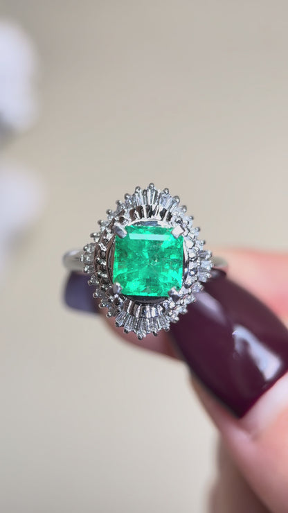 Pt900プラチナ＆エメラルド＆ダイヤモンドリング｜エメラルド1.53カラット｜ダイヤモンド0.30カラット｜日本製ヴィンテージエステートジュエリー-BQVV